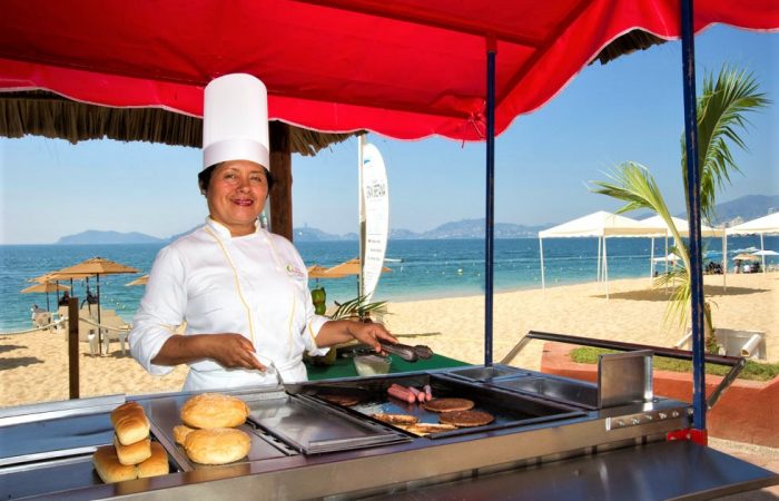 Real Bananas Acapulco SNACK CLUB DE PLAYA BANANAS